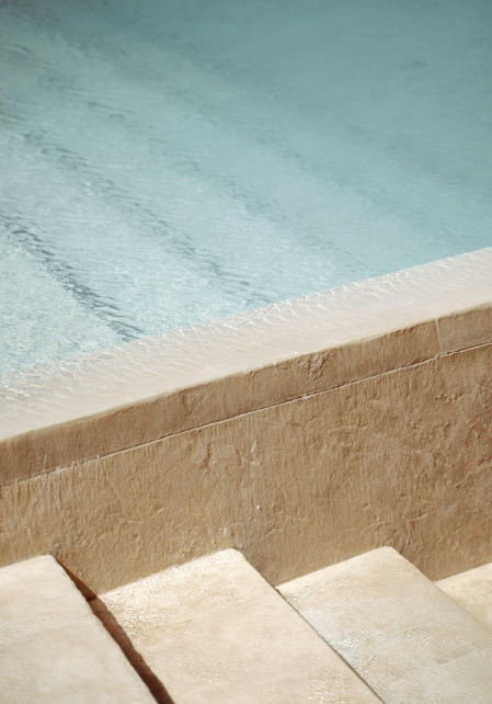 best-paving-ideas-and-inspiration-for-your-poolside-blogimage2-m