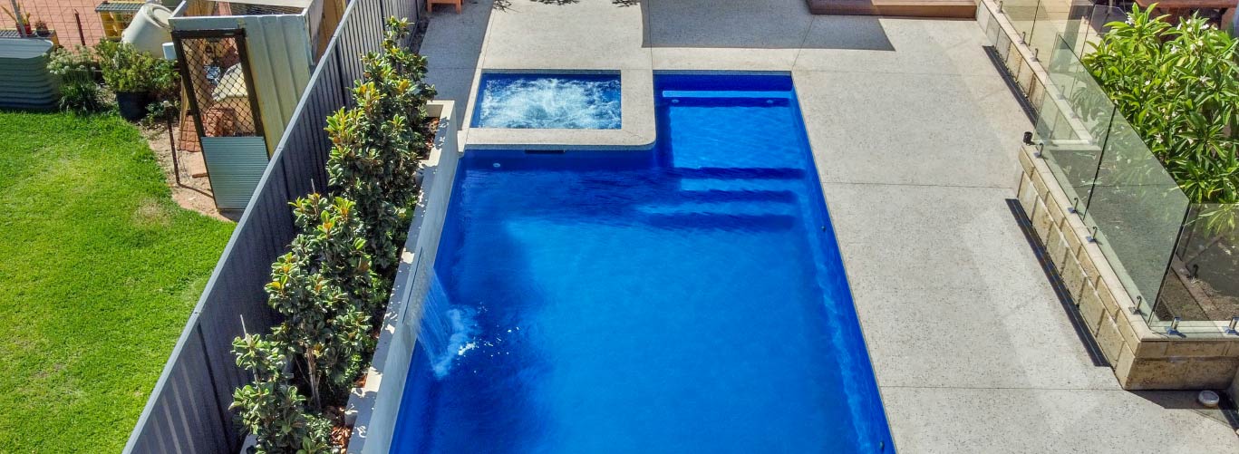 how-to-create-a-stunning-poolscape-with-rocks-and-waterfalls-blogimage2