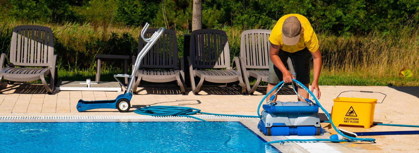 the-role-of-robotics-in-the-future-of-pool-cleaning-and-maintenance-blogimage1