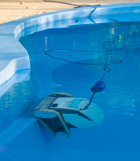 the-role-of-robotics-in-the-future-of-pool-cleaning-and-maintenance-blogimage2-m